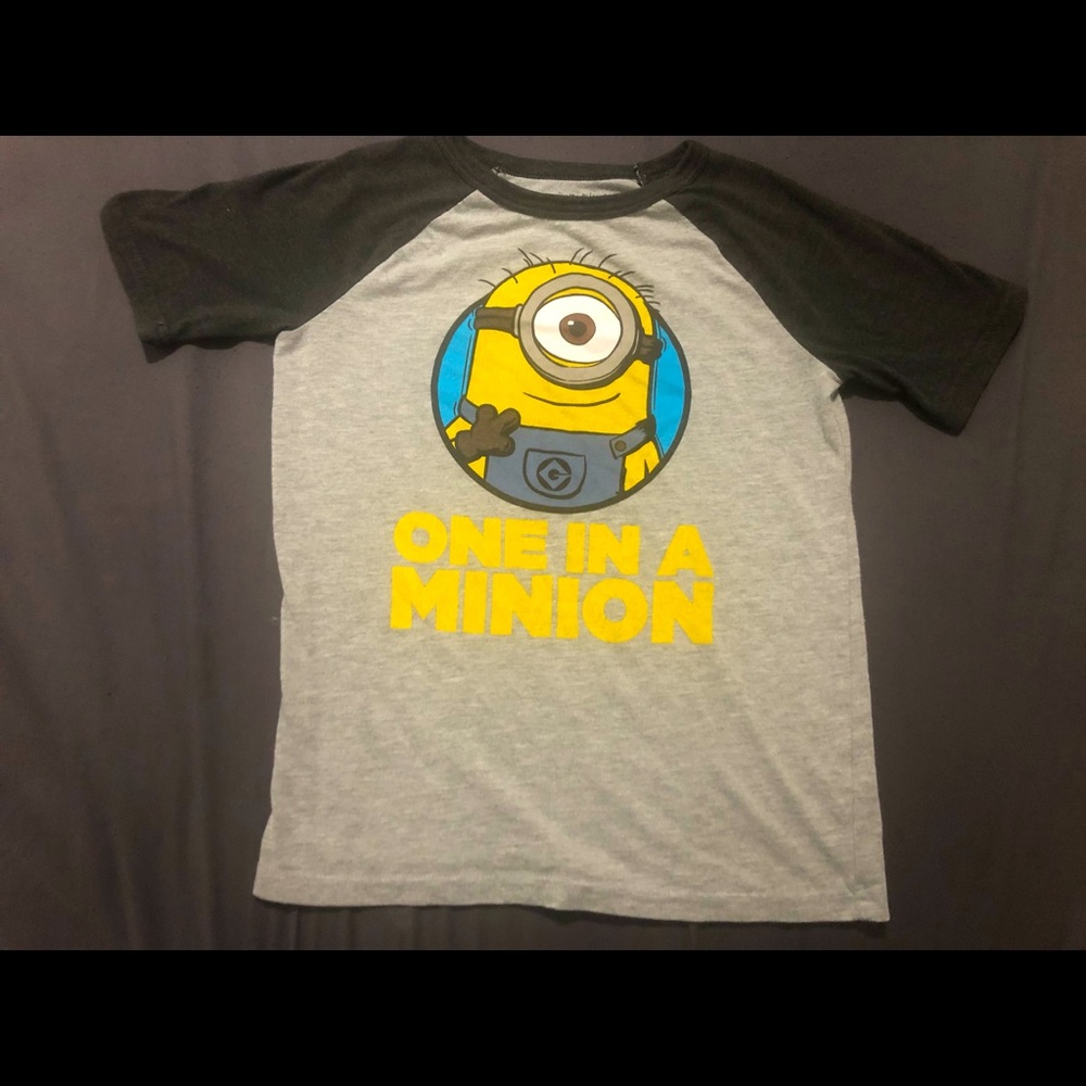 Minion Shirt Despicable Me boys size 8 RARE banana